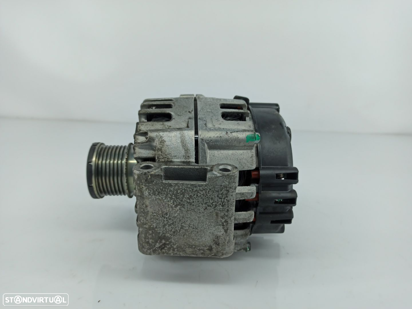 Alternador Mercedes-Benz E-Class (W212) - 2