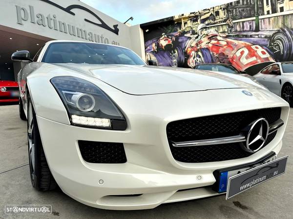 Mercedes-Benz SLS 63 AMG Standard - 36