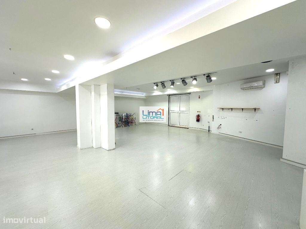 Loja com 250 m2 - Rua Miguel Torga - Leiria - Grande imagem: 3/20