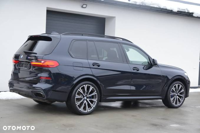 BMW X7 M50i sport - 37