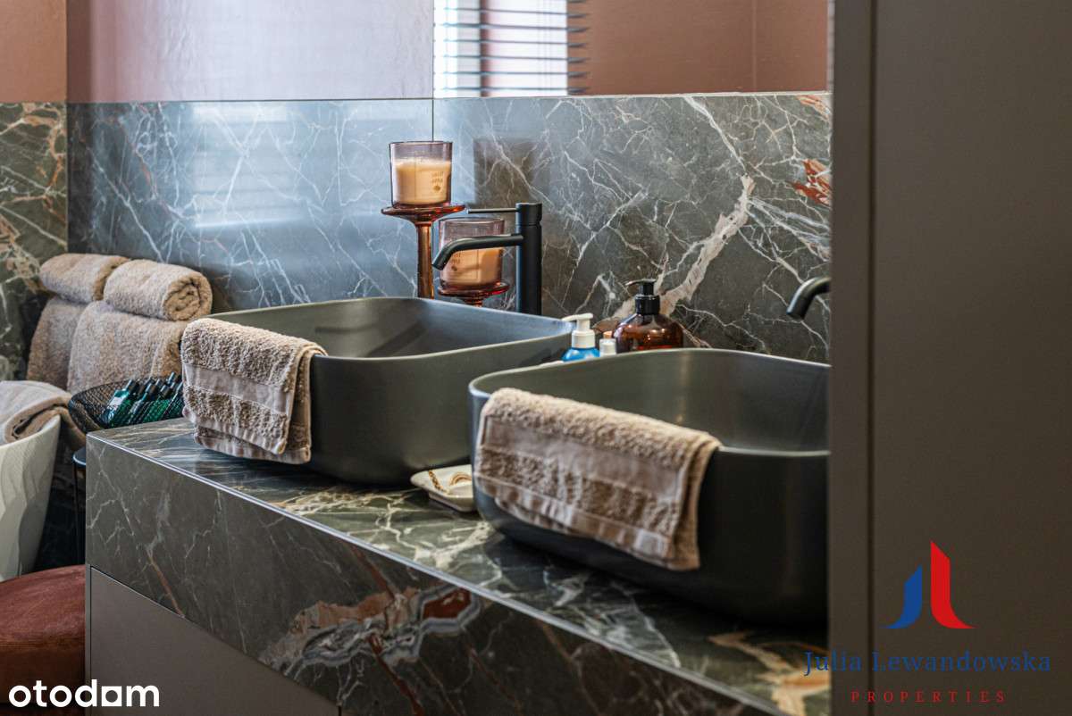 Mieszkanie w kamienicy z widokiem na Motławę-13