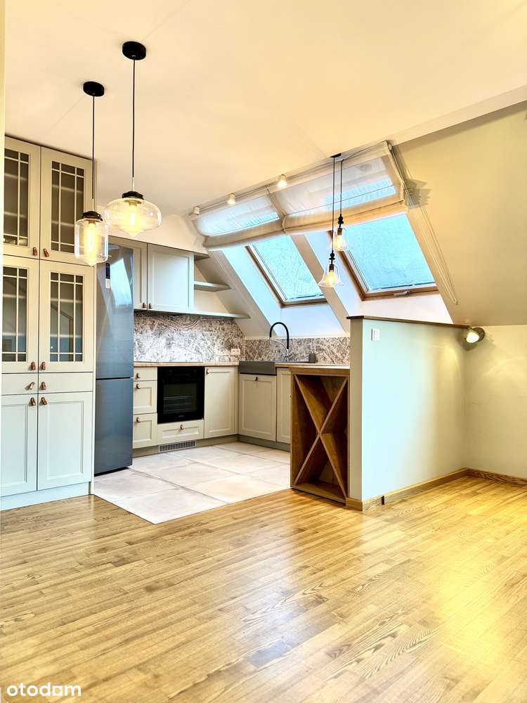 KARŁOWICE- 4 pok. z balkonem, klimatyzacja, garaż - Pełny obrazek: 3/20