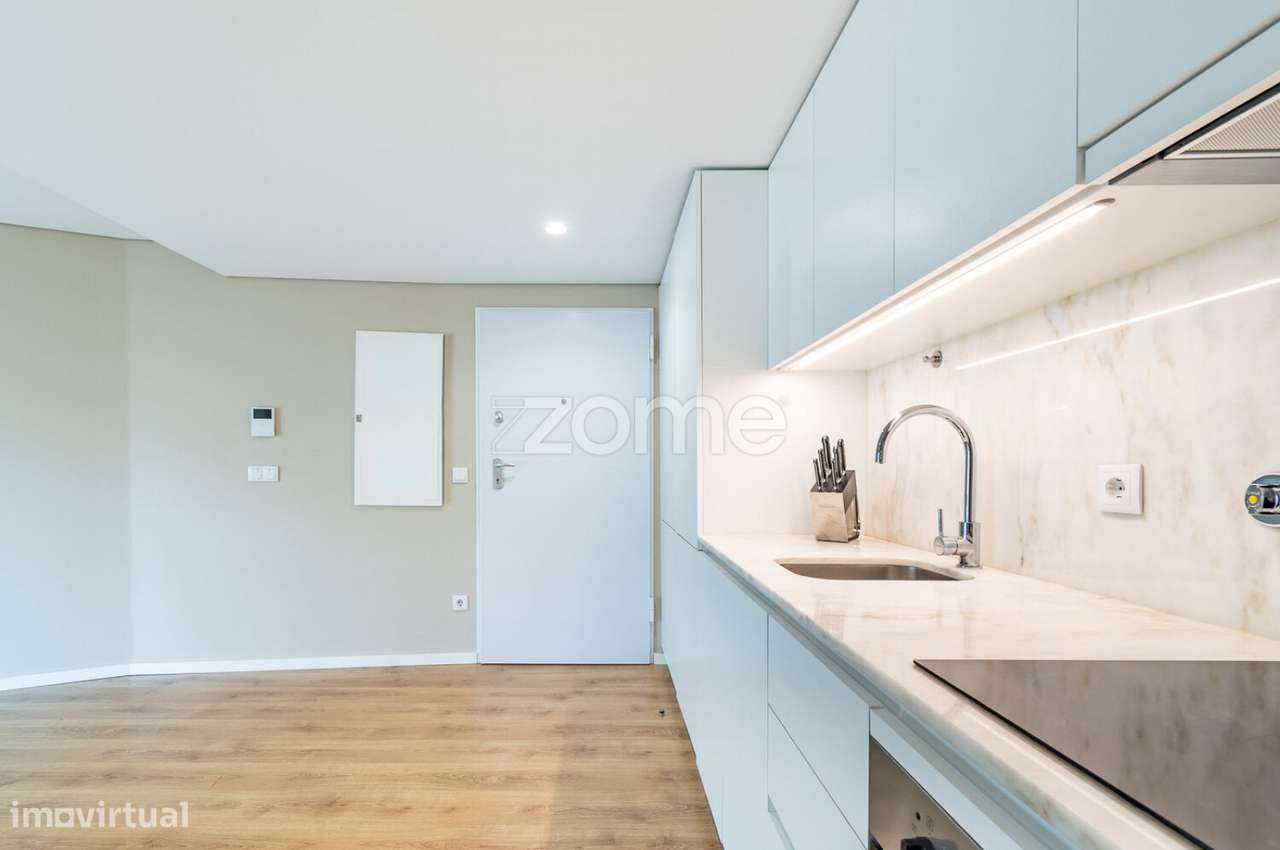 Apartamento T2 no Porto Junto ao metro Casa da Música - Grande imagem: 5/21