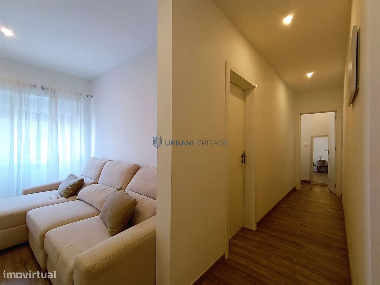 Apartamento T2 Venda em Rio de Mouro,Sintra - Grande imagem: 4/28