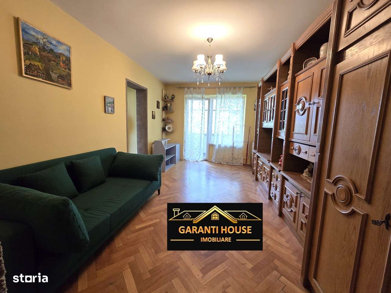 Bd. Traian, apartament cu 3 camere, semidecomandat, 74 900€ negociabil - Imagine principală: 3/8