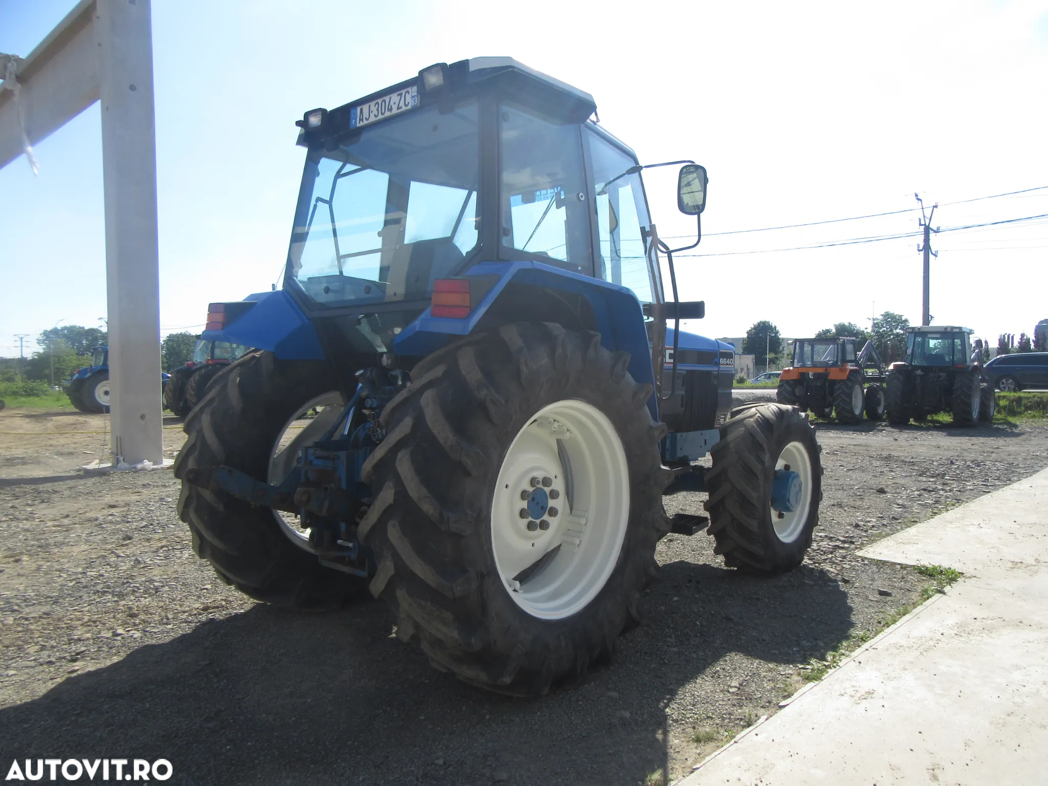 New Holland Ford 6640 - 6