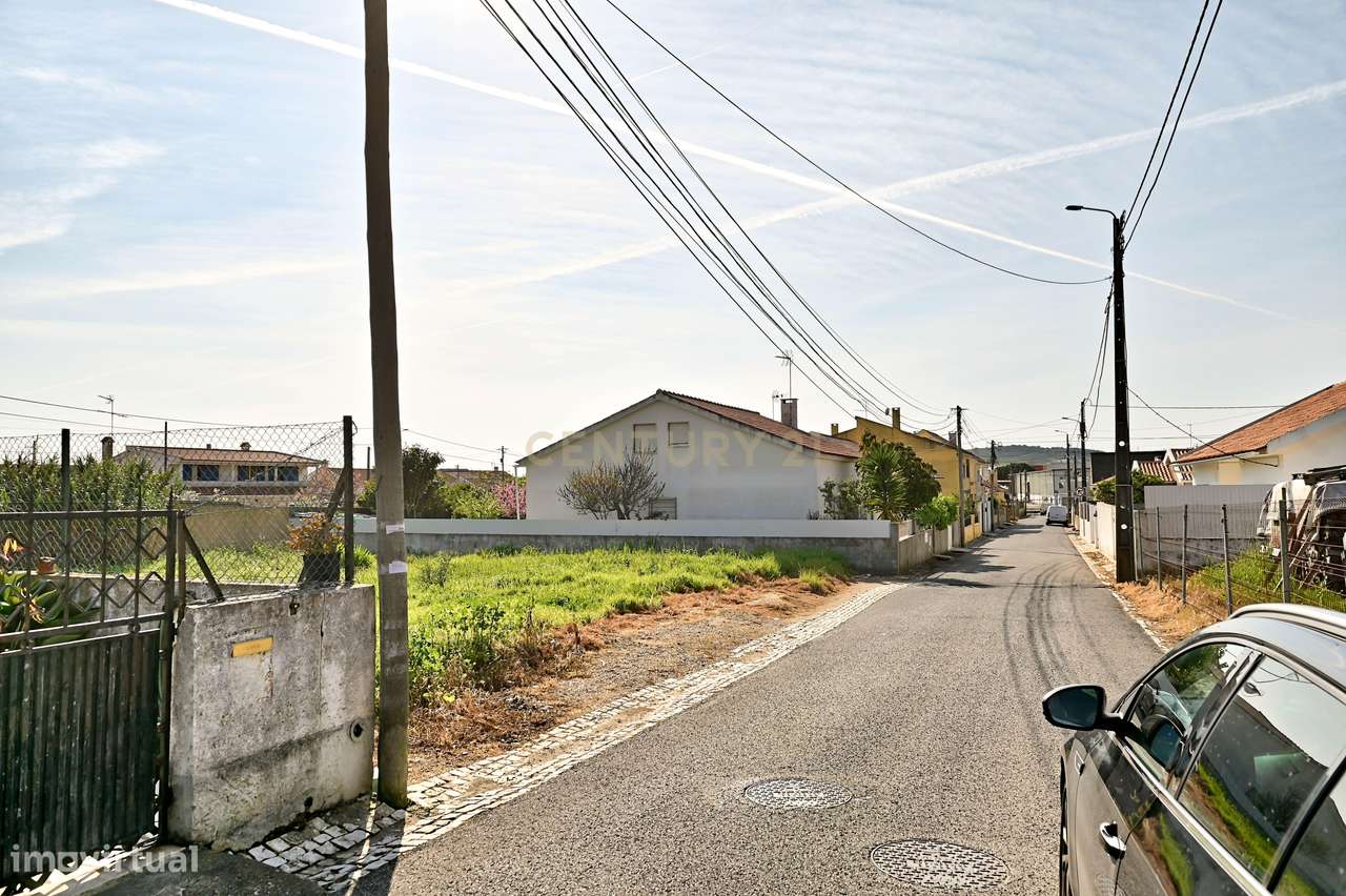 Terreno urbano em consolidação – oportunidade de valorização em Cabra-10