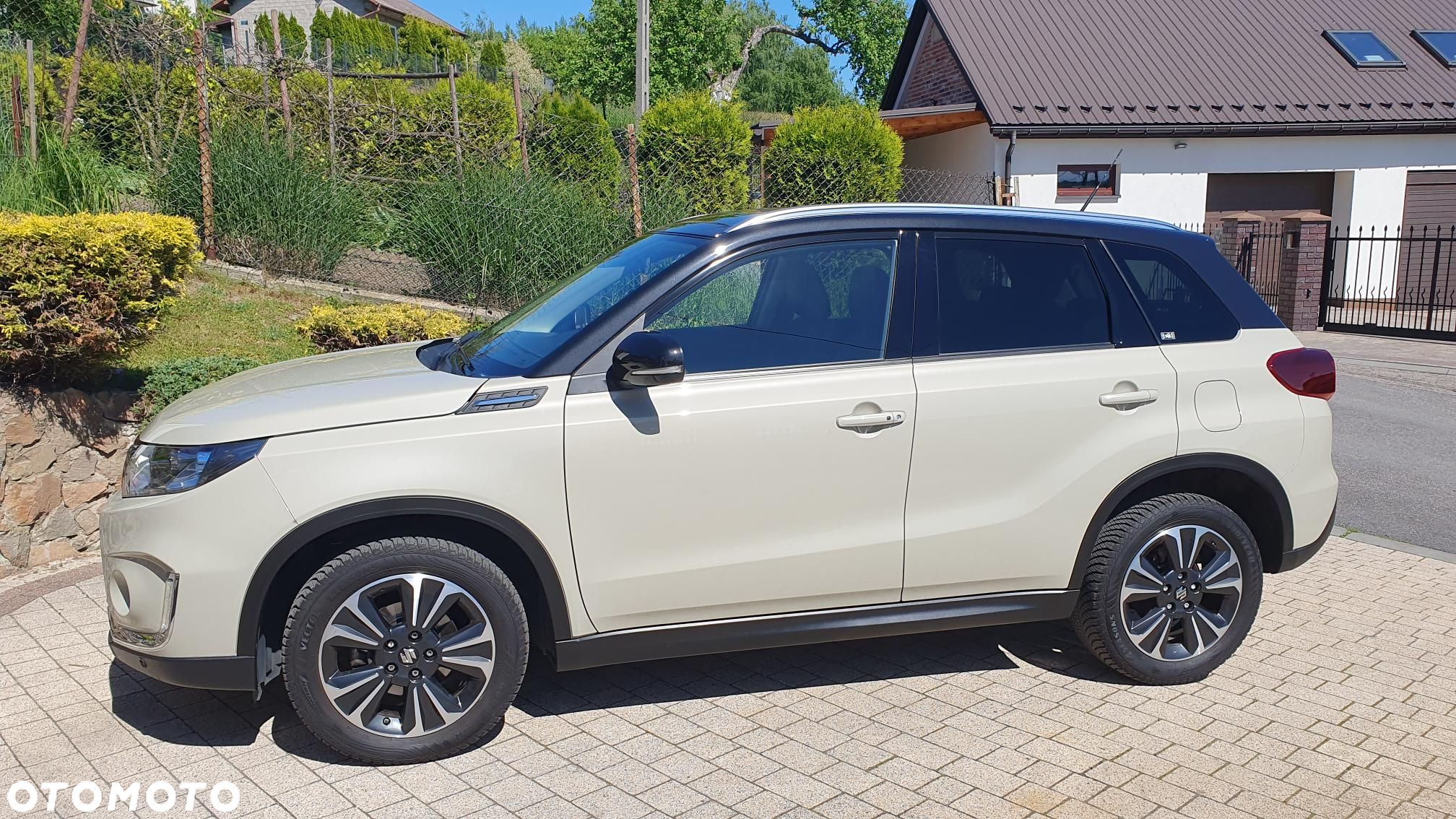 Suzuki Vitara 1.4 Boosterjet Premium 2WD - 26