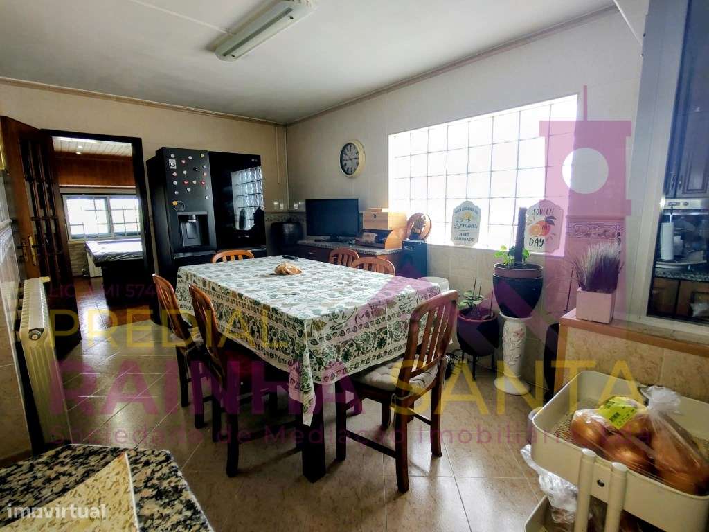 Moradia M4 com vistas panorâmicas, areas verdes, paineis solares e ...-5
