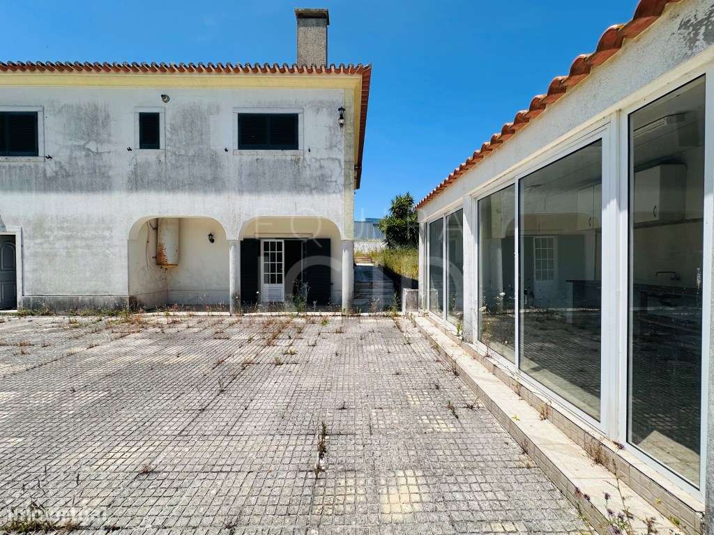 Moradia T5 com Garagem e Terreno Amplo - Quinta do Pinheirinho, San...-46