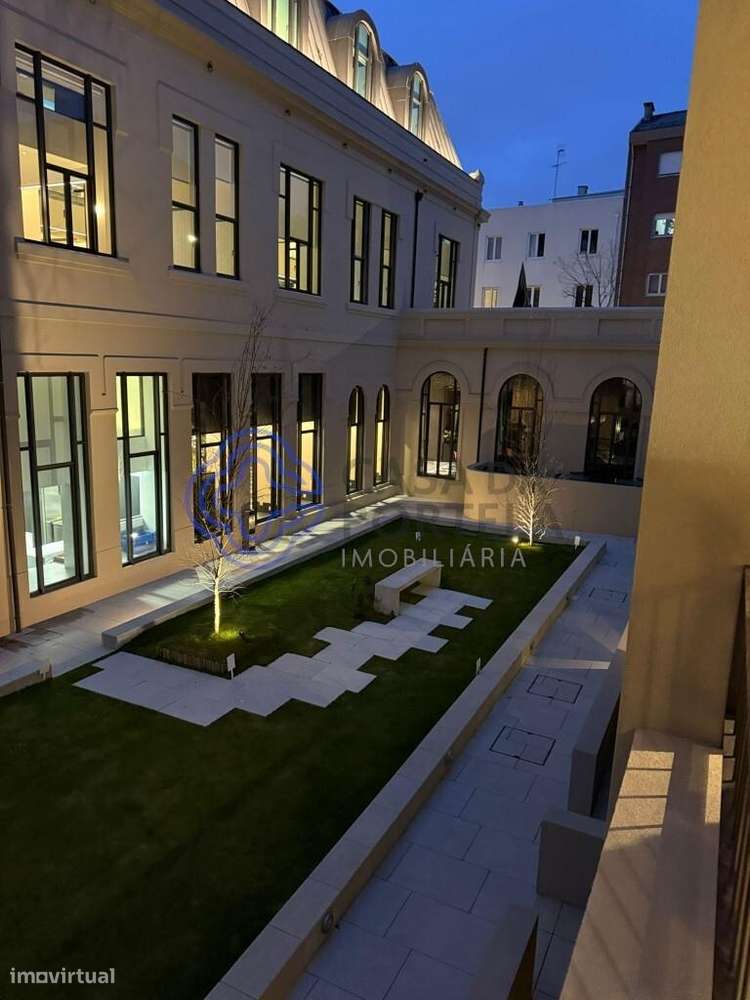 Apartamentos T0 Novos para Arrendamento , com lugar de garagem - Cond. - Grande imagem: 4/24