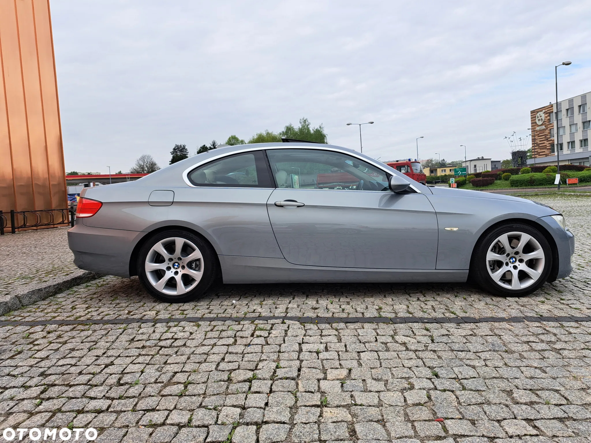 BMW Seria 3 335i Coupe - 7