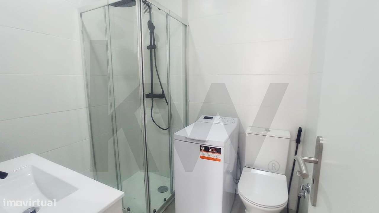 T1 no centro da Sobreda | Perto das Praias | Arrendamento - Grande imagem: 4/9