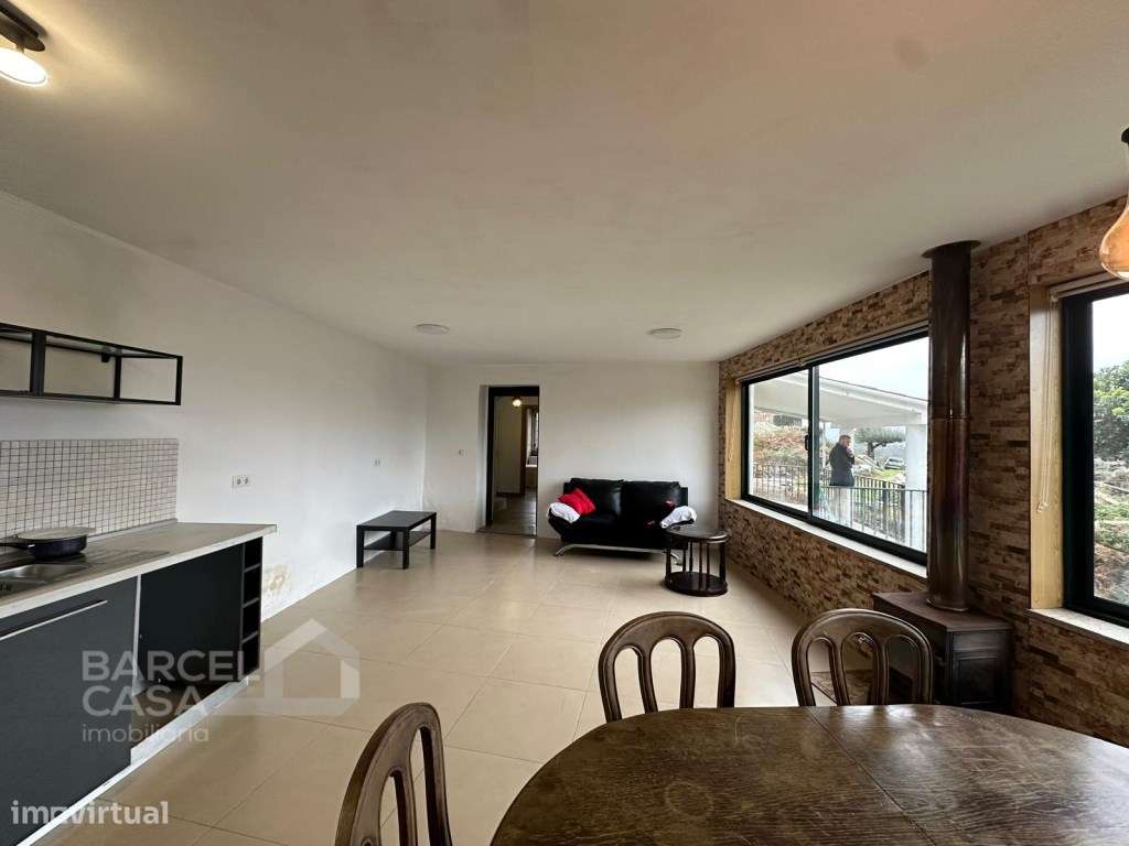 Moradia T3 com duas habitações independentes em Deocriste - Viana d... - Grande imagem: 3/13