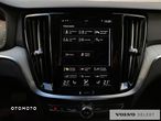 Volvo V60 Cross Country - 18