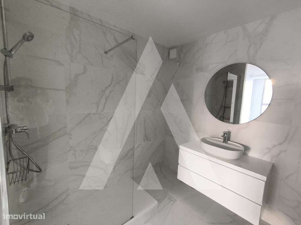 Apartamento T2 novo - Praia da Barra.-21