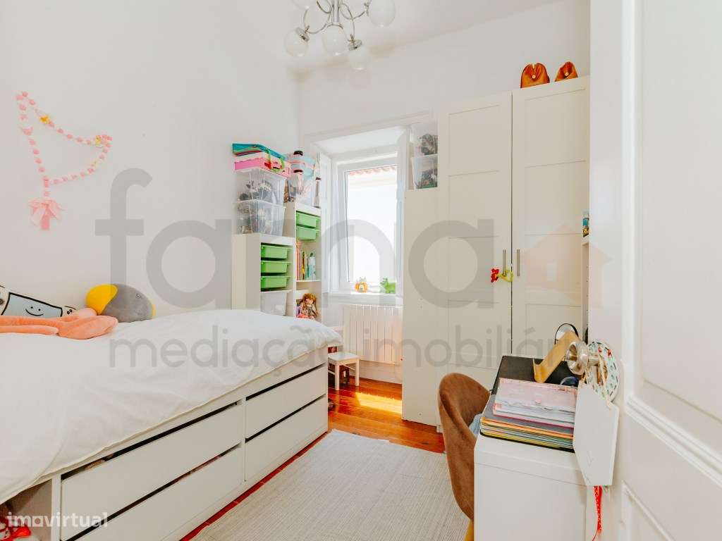 Moradia Bifamiliar T10 com Piscina e Elevada Rentabilidade - Parede...-49