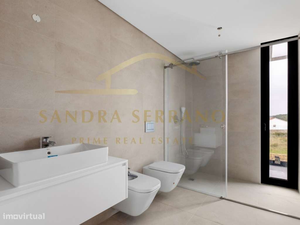 Moradia T4 Nova de Arquitetura Contemporânea | Azenhas do Mar - Sintra-21