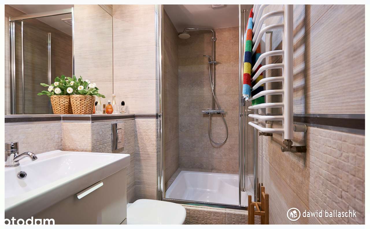 SUPER OFERTA! Ładny dom na zmkniętym osiedlu, blisko las i sklepy-11