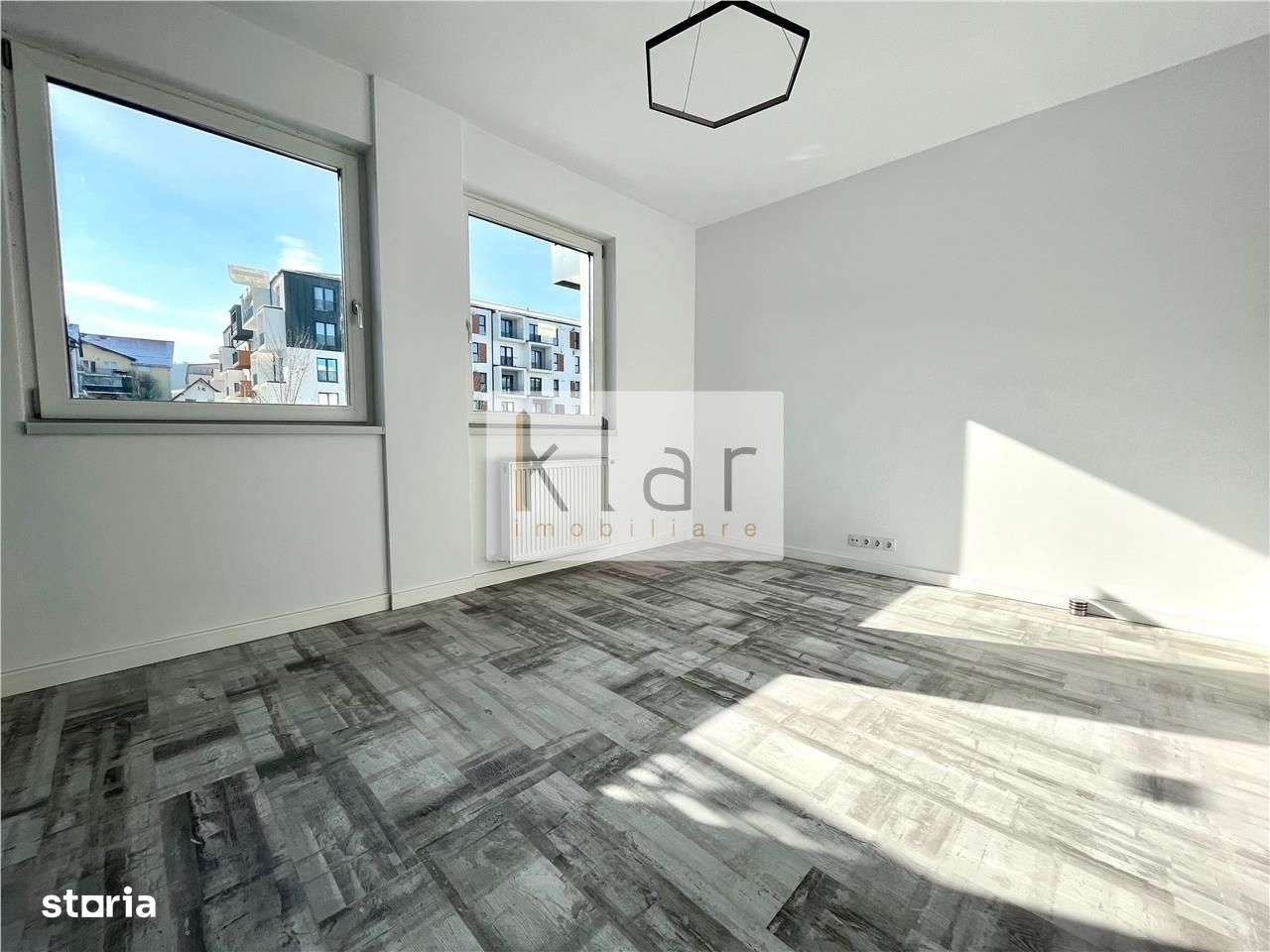 Apartament cu terasa de 32 mp in ansamblu nou, garaj, zona Eroilor! - Imagine principală: 2/6