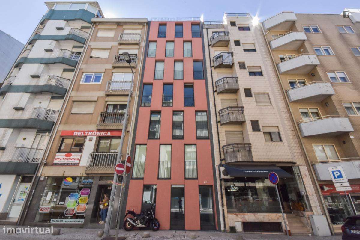 Estúdio - localizado em Paranhos Porto - Grande imagem: 5/6