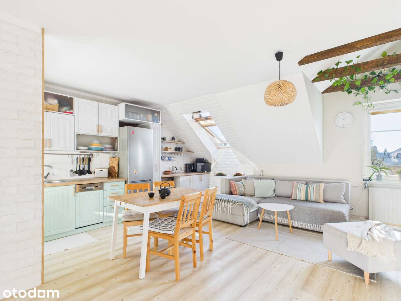 Wyjątkowe, dwupoziomowe, klimatyczne mieszkanie w centrum Iławy! - Pełny obrazek: 4/17