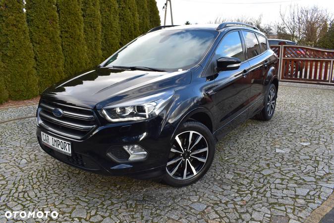 Ford Kuga 1.5 EcoBoost 2x4 ST-Line - 25