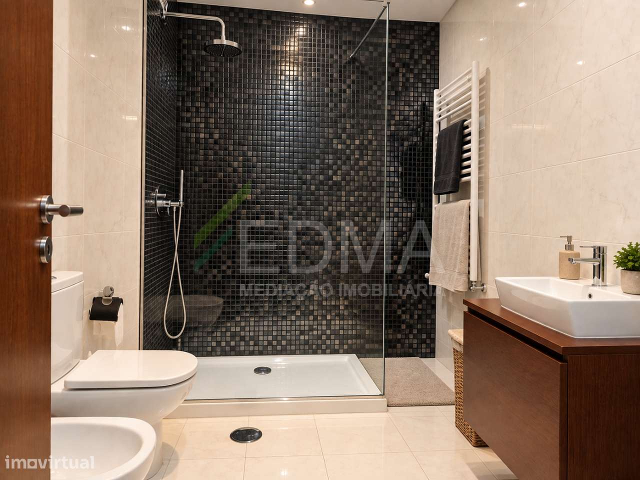 Apartamento T4-11