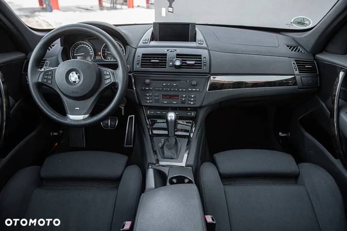 BMW X3 3.0sd - 25