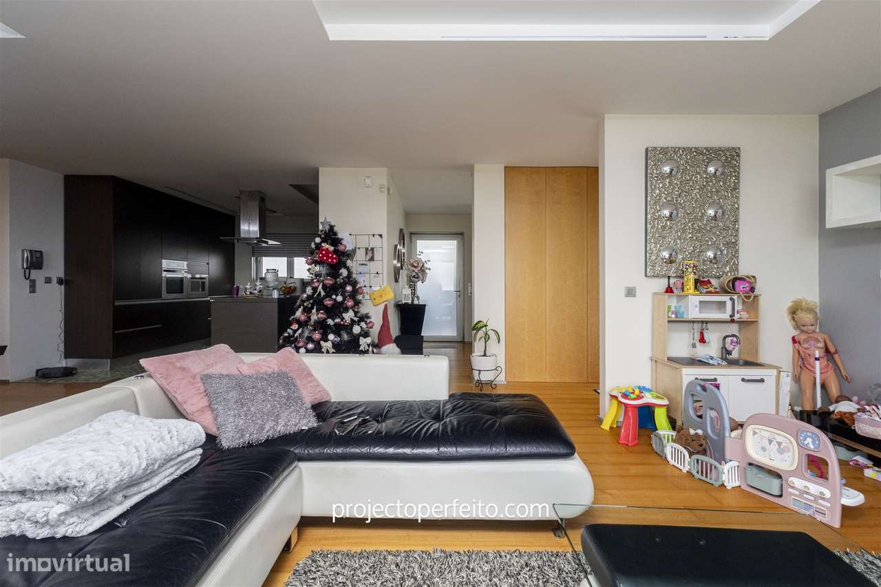 Moradia Isolada T3+3 Venda em Escapães,Santa Maria da Feira - Grande imagem: 4/37