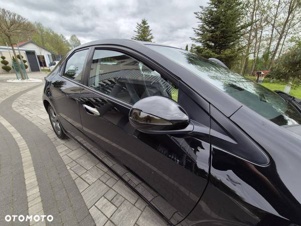 Honda Civic 1.4 i-VTEC Comfort Black Edition - 33