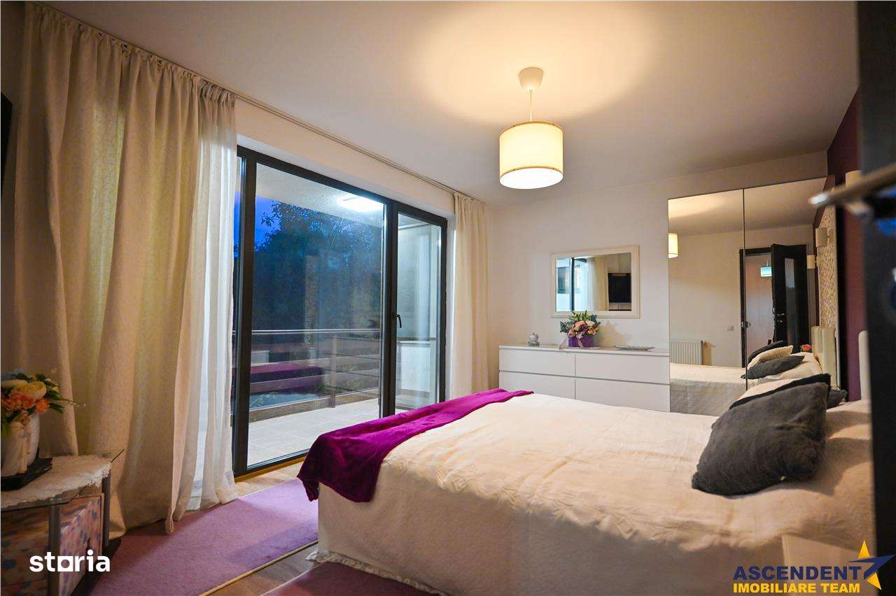 FILM&3D! Resedinta notabila, in pretiosul areal:Drumul Poienii,Centru - Imagine principală: 3/20