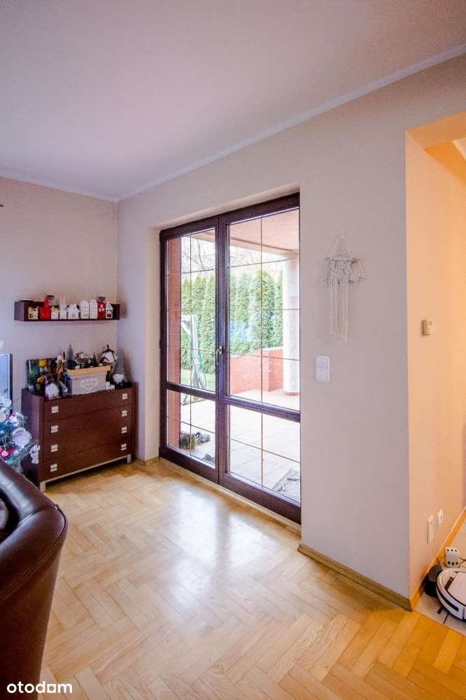 Piękny dom w zacisznej lokalizacji, blisko centrum-16