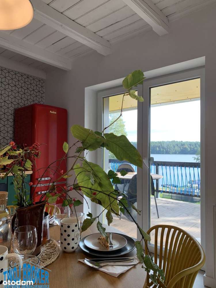dom z pięknym widokiem na jezioro-11