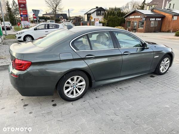 BMW Seria 5 530d xDrive Luxury Line - 16