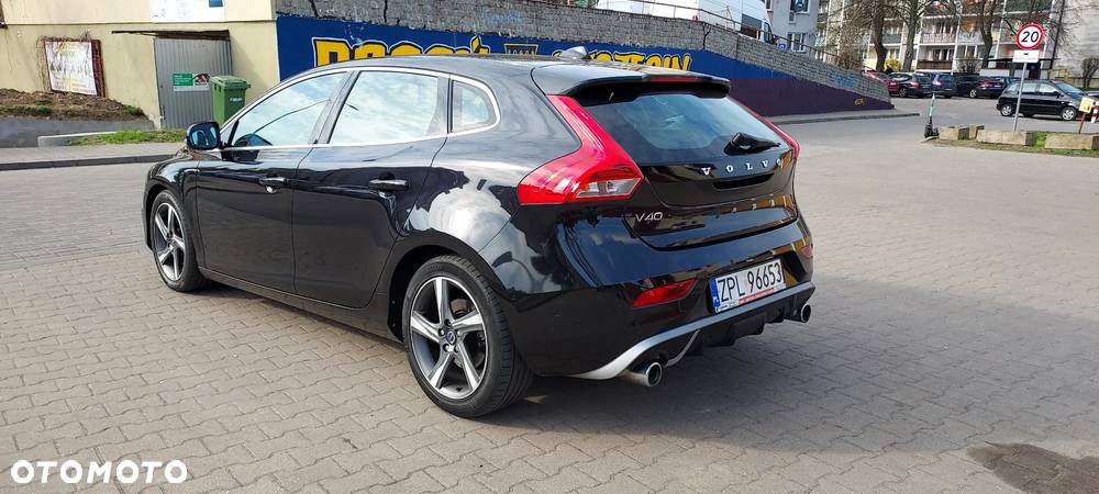 Volvo V40 D2 R-Design Momentum - 10