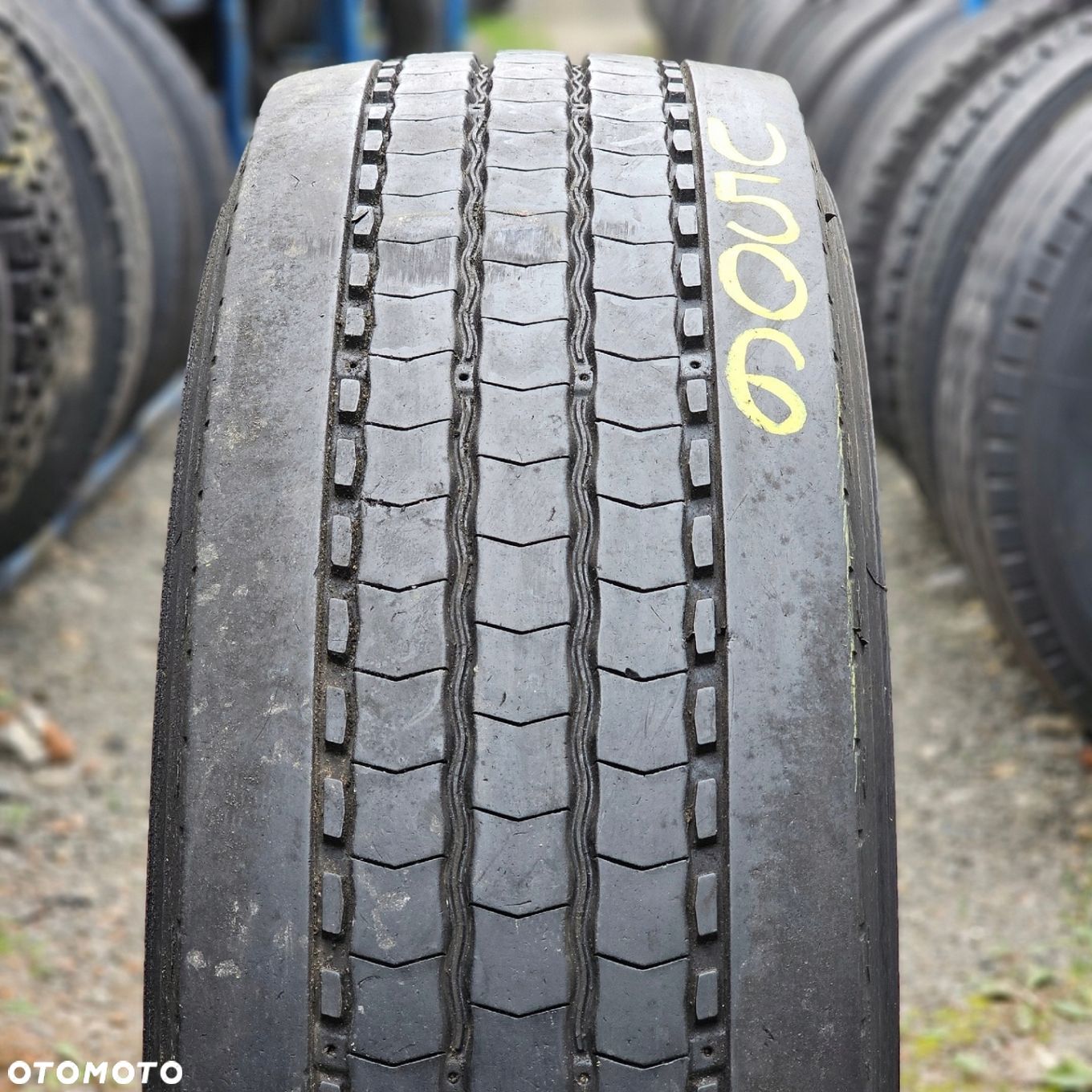 265/70R19,5 MICHELIN X MULTI Z 7mm OPONA UŻYWANA PROWADZĄCA PRZÓD U506 - 1