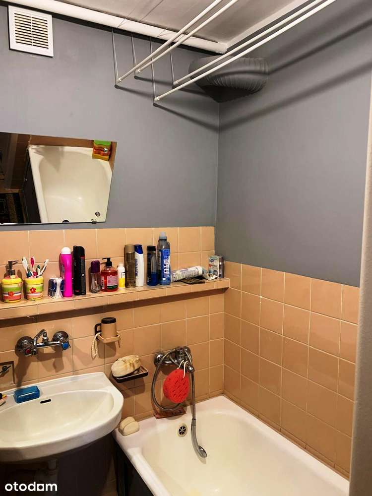 Klimatyczne 3-pokojowe mieszkanie w sercu Lubina.-7