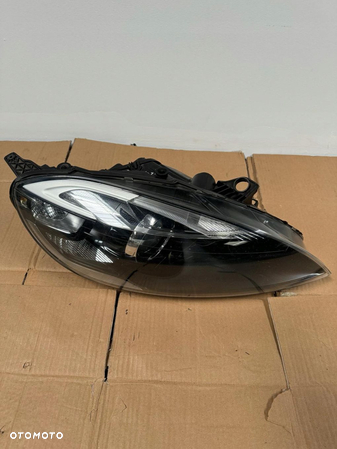 LAMPA PRAWY PRZÓD XENON VOLVO V40 II 2012-2018 31283335 - 6