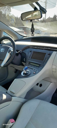 Toyota Prius (Hybrid) Comfort - 15