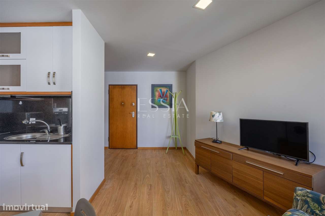 T1 com Garagem Marquês Bonfim Pronto a Habitar-10