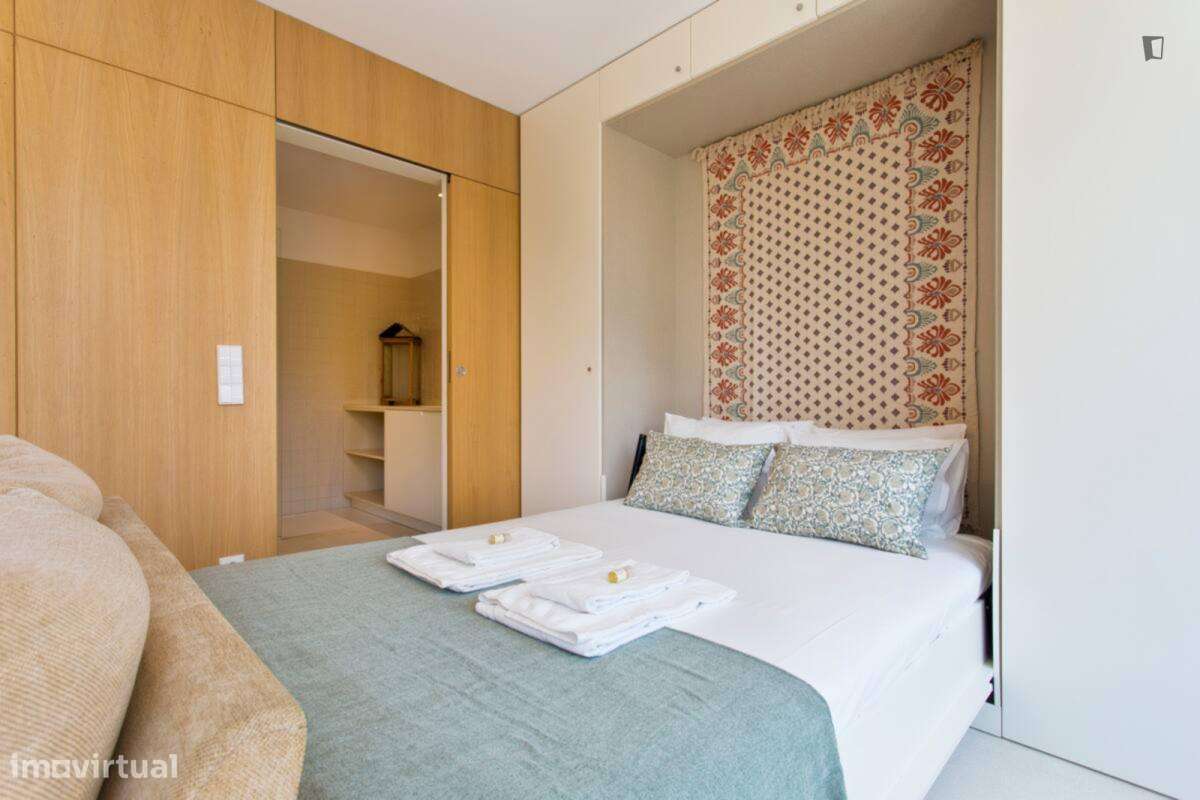 Estúdio - localizado em Ramalde Porto - Grande imagem: 4/7