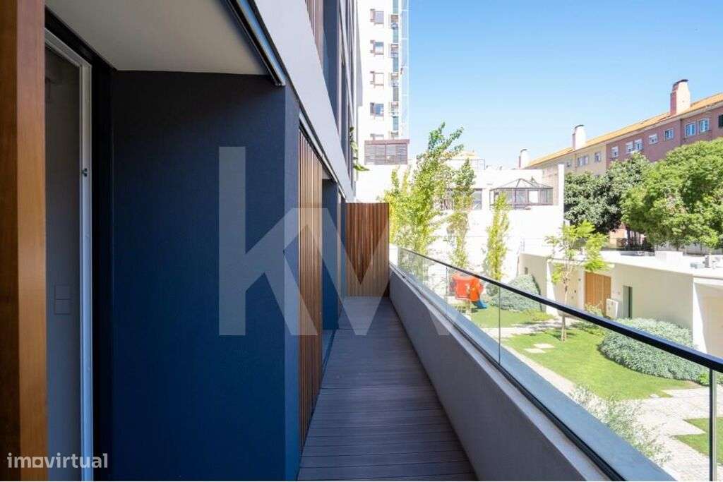 T3 como novo - Condomínio privado - piscina interior- Campo Grande 200 - Grande imagem: 2/40