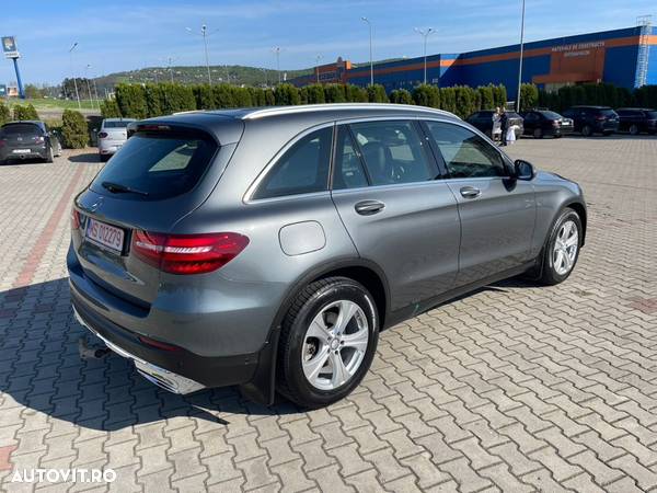 Mercedes-Benz GLC 220 d 4Matic 9G-TRONIC Exclusive - 36