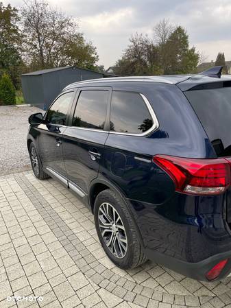 Mitsubishi Outlander - 7