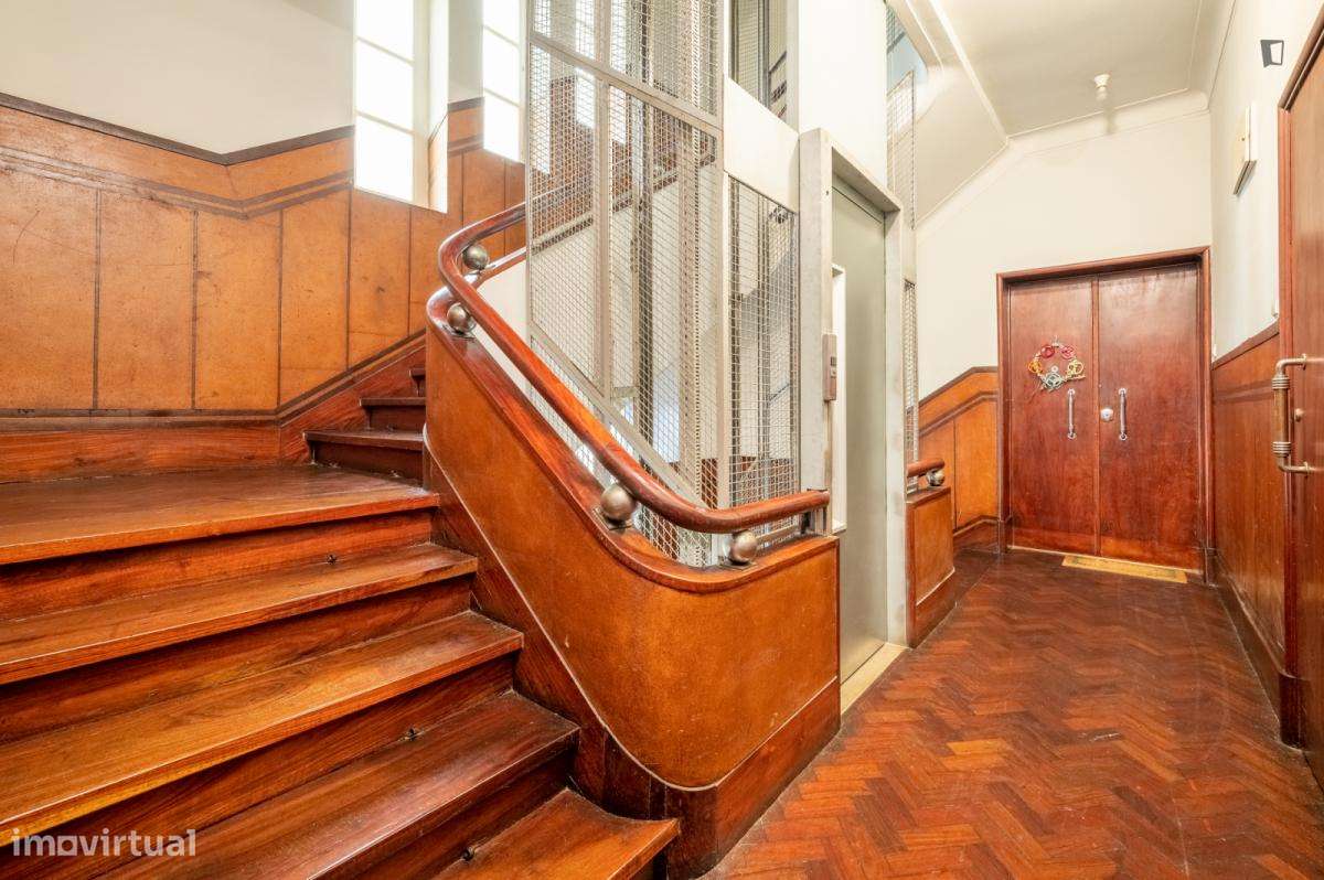 Quarto - localizado em Marquês de Pombal Lisbon - Grande imagem: 4/7