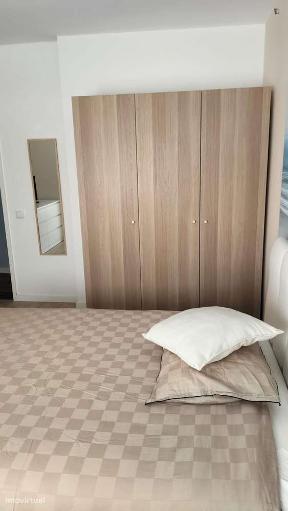 Quarto - localizado em Carcavelos Lisbon - Grande imagem: 5/10