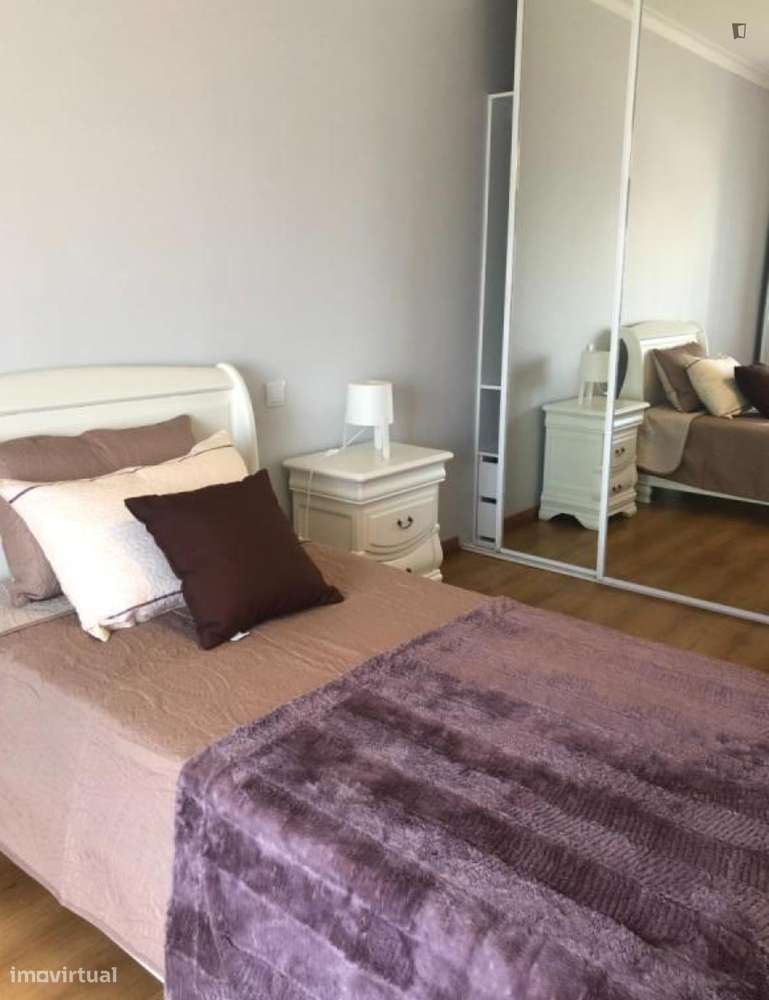 Quarto - localizado em Leiria - Grande imagem: 4/8