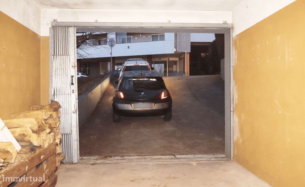 Apartamento T3 com Terraço Privado — Ferreiros, Braga-40