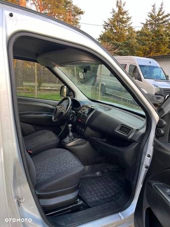 Opel Combo - 9